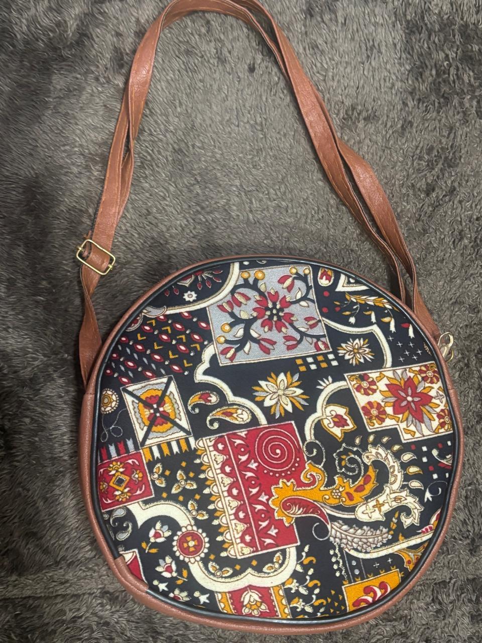 Aajrak Print Round sling bag